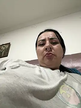 Abril_Luv ওয়েবক্যাম শো