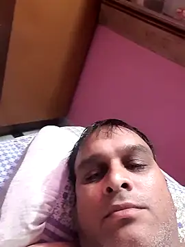 indiandesivillegeboy 在線直播表演