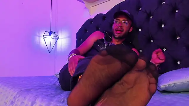 Arez_Vortex_ Webcam-Show