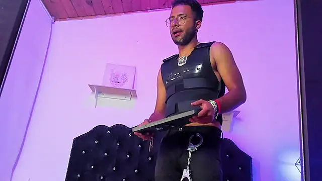 Arez_Vortex_ 网络视讯表演