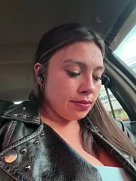 LIZ-06_ Show Webcam