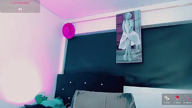 Kendall_hornyy: онлайн-секс-чат