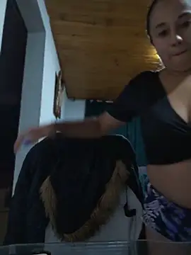 _Dr-Luna_1 Adlı Modelin Canlı XXX Sohbeti
