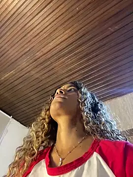 AngelPinkk_ XXX чат на живо