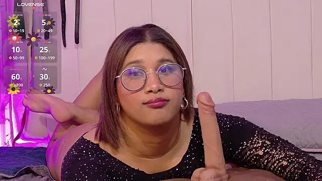 LorenaDuval's Live XXX Chat