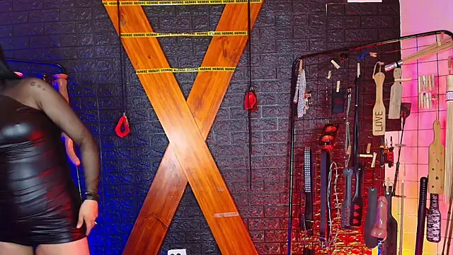 Živý XXX chat Mistress_lexi_bdsm