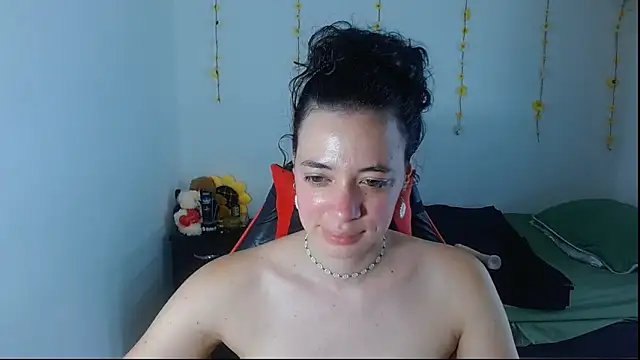 sajecrismaa élő XXX-chatje