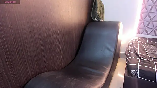 Benjamin_lich live XXX chat