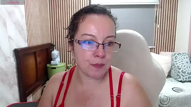 Sonialorens_ Chat XXX live