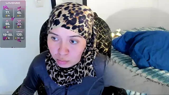 MatchedEyebrow Adlı Modelin Canlı XXX Sohbeti