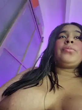 Czat XXX na żywo – Alii_son