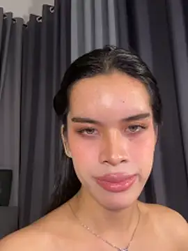 Candicemeow 网络视讯表演