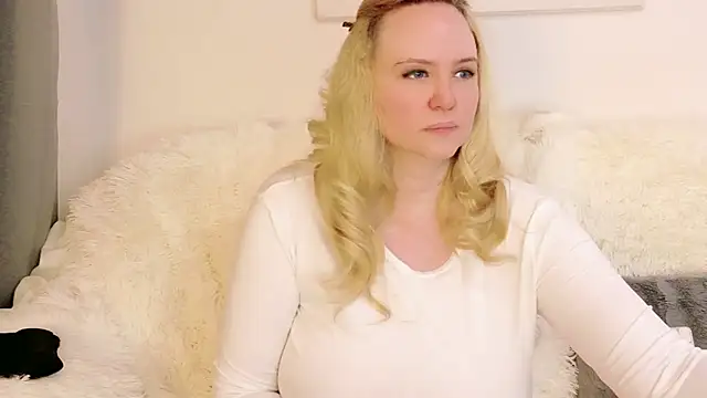 Онлайн чат XXX Sarah4you