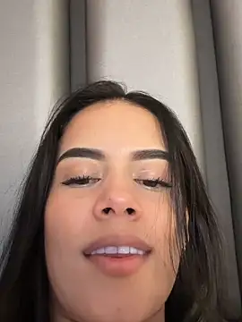 Chat XXX ao vivo de bihanca_sainz