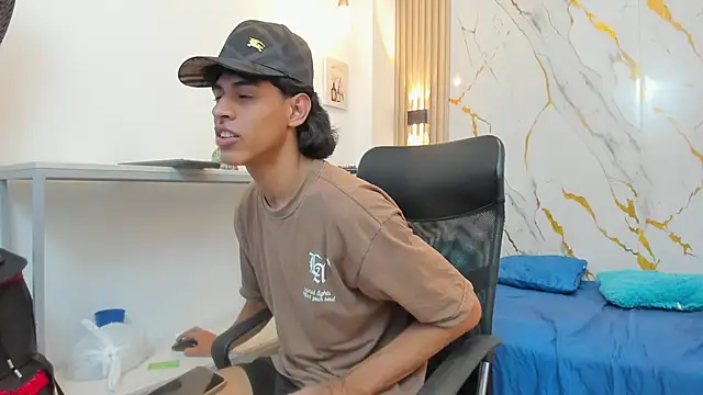 Živý XXX chat Zayn_Fox32