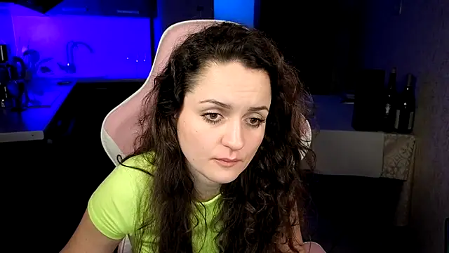 Cerann1 élő XXX-chatje