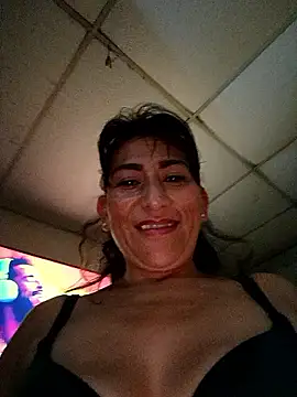 Czat XXX na żywo – Lucia_Rios