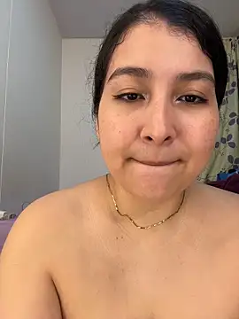 Онлайн чат XXX evelyn_1702