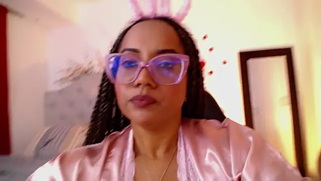 XXX chat uživo modela hope11x