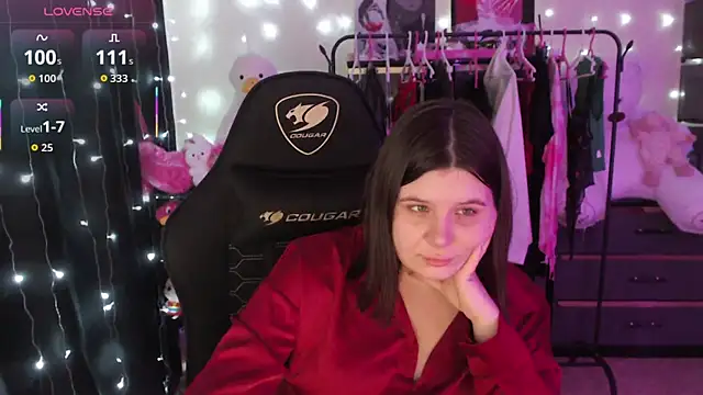 AmyVibess Chat XXX in diretta