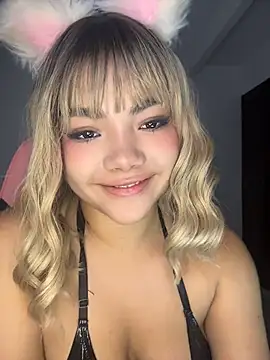 Dakota-Lona's Webcam Show