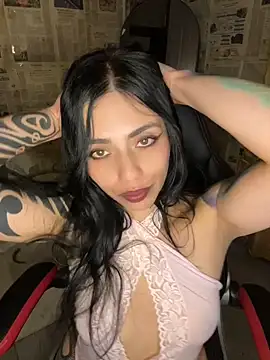 i_am_nina_ Chat XXX in diretta