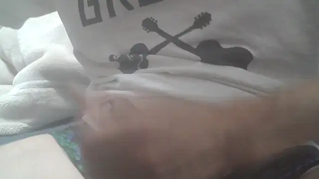 ma_a_tan Show Webcam