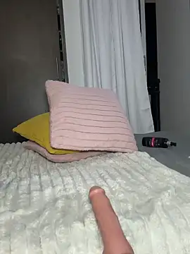 Libia_James লাইভ XXX চ্যাট