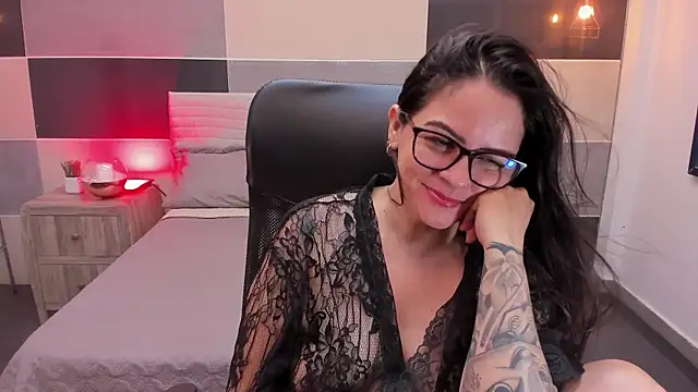 Czat XXX na żywo – Zara_Jackson