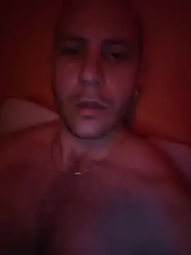 Show modela Salvatore96187 na web-kameri