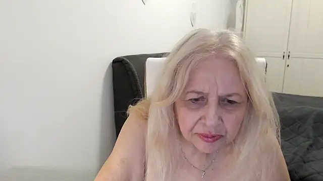 SusiLifeXXX webkamerás műsora
