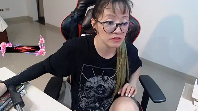 pink-2022 – Live XXX-chat