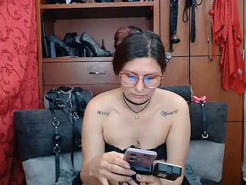 sachaclinford 라이브 XXX 채팅
