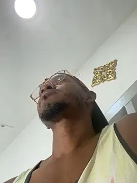 Chat +18 de AndyCalifornia1 ao vivo