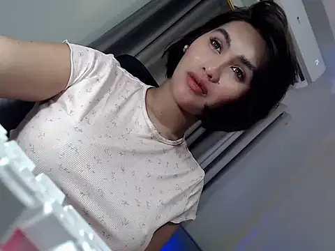 Chubbytransgirl21's Live XXX Chat