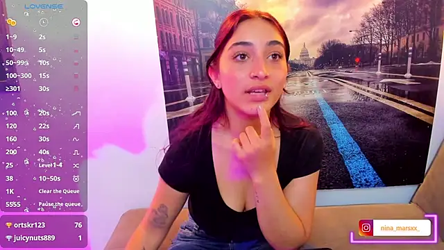 Chat +18 de Nina-Mars ao vivo