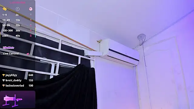 دردشة bigboobs_violeta الجنسية المباشرة