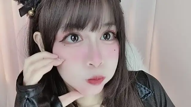 -zhuzhu-999- Show Webcam