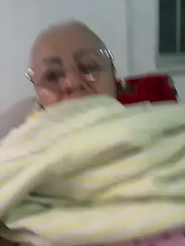 Granny6boys Шоу с уебкамера