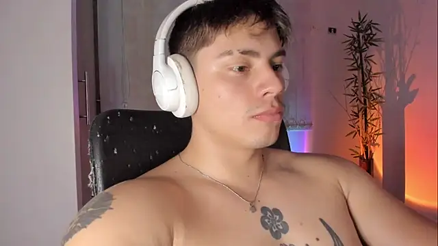 Giordano_Russo Show Live Cam Tình Dục