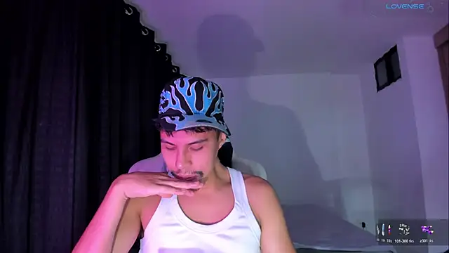 JeydenCamil Webcamshow