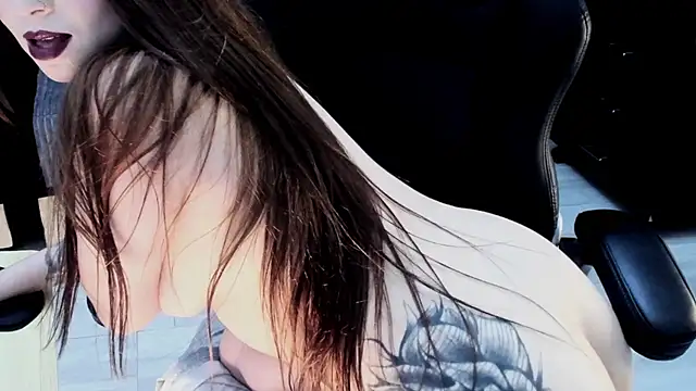 nasty_katty_ Chat XXX in diretta