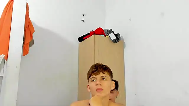 Chat XXX en directo de willy_sexxx18