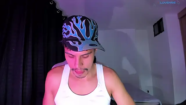 Živý XXX chat JeydenCamil