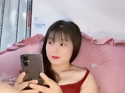 White-snow901 Chat XXX live