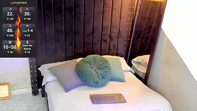 Bryan_robayo5 élő XXX-chatje