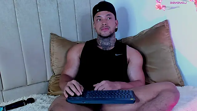 Stiven_collins Chat XXX live