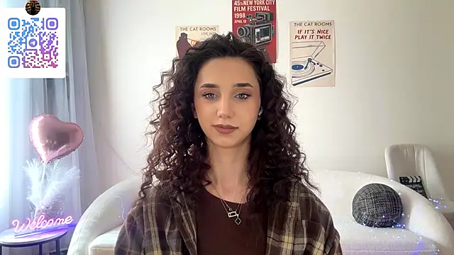 عرض كام LinaMour