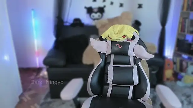 Dark_ningyo1 Webcamshow
