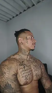 David_tatto1's Live XXX Chat